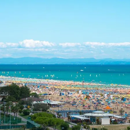 Two Bedrooms With Terrace And Garden - By Beahost Apartment Bibione